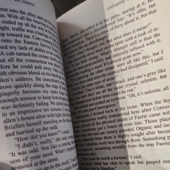 Unshapely Things by Mark Del Franco – Urban Fantasy Paperback - Picture 3 of 3